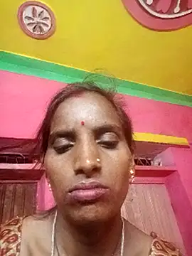 Snapshot of Munni_ji chatting on 10/01/25, 06:36 Munni ji online show from 10/01/25, 06:36