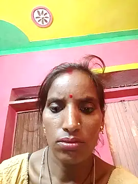 Snapshot of Munni_ji chatting on 10/03/25, 07:33 Munni ji online show from 10/03/25, 07:33
