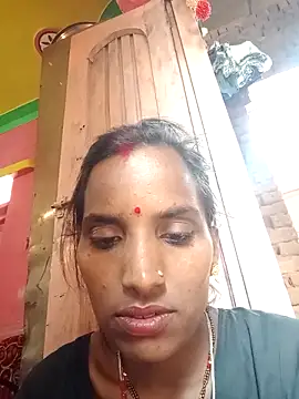 Snapshot of Munni_ji chatting on 10/12/25, 07:51 Munni ji online show from 10/12/25, 07:51
