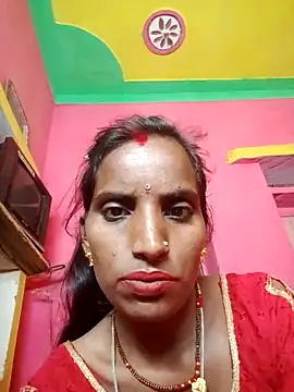 Snapshot of Munni_ji chatting on 10/17/25, 04:31 Munni ji online show from 10/17/25, 04:31