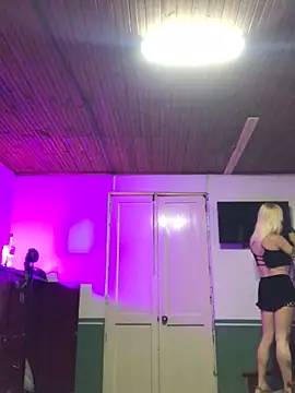 alexawinterrr online show from 11/05/25, 10:43