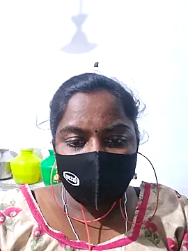 Snapshot of Tamil_Hot_Sindhu chatting on 10/04/25, 05:27 Tamil Hot Sindhu online show from 10/04/25, 05:27