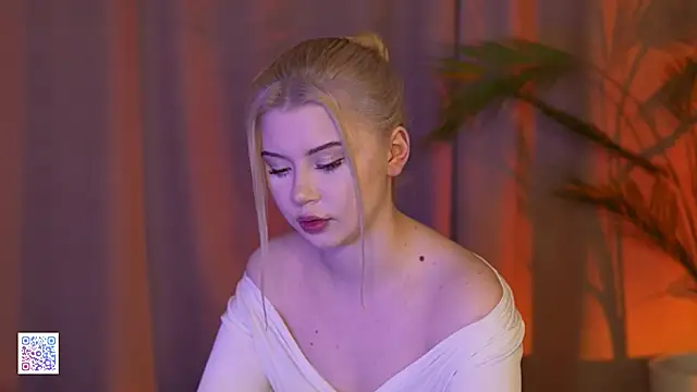 AshleyNikoo online show from 11/24/25, 04:51