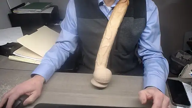 Snapshot of sackstor chatting on 03/05/25, 03:07 sackstor online show from 03/05/25, 03:07