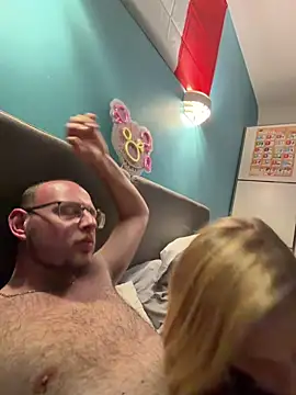 linterditehot online show from 04/23/26, 08:00