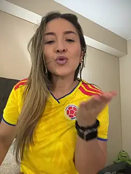 Mariana gom online show from 07/07/26, 12:20