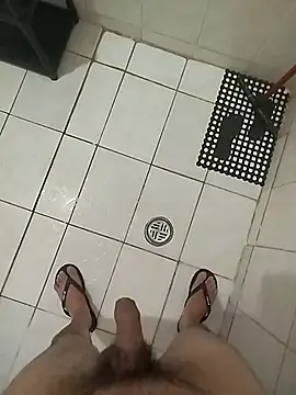 Wess1987 online show from 11/17/25, 03:23