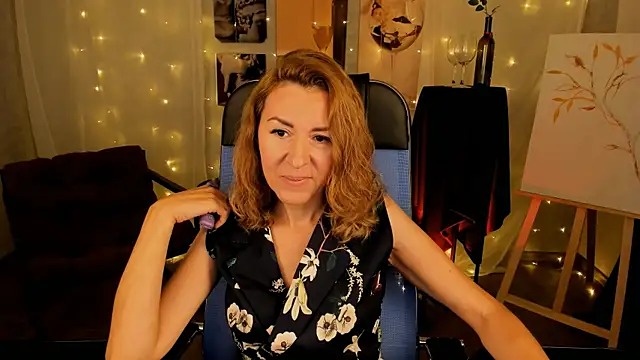 DonnaSmitth online show from 10/12/25, 10:03