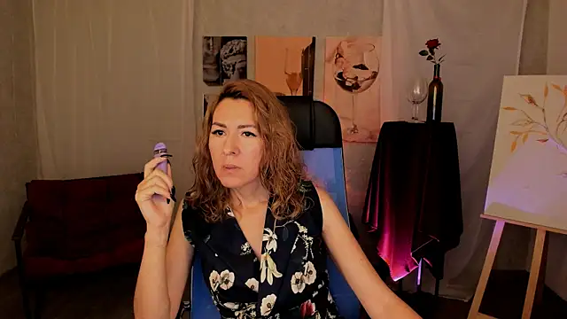 DonnaSmitth online show from 10/30/25, 03:24