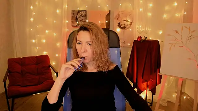 DonnaSmitth online show from 12/04/25, 12:25