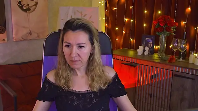 DonnaSmitth online show from 04/21/26, 06:55