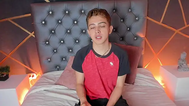 Lian Miller1  online show from 10/07/25, 01:19