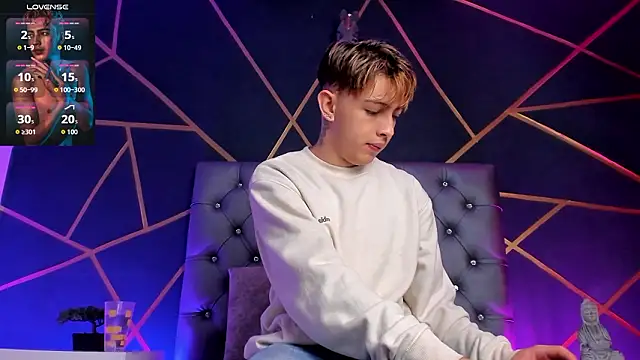 Lian Miller1  online show from 02/06/26, 12:41