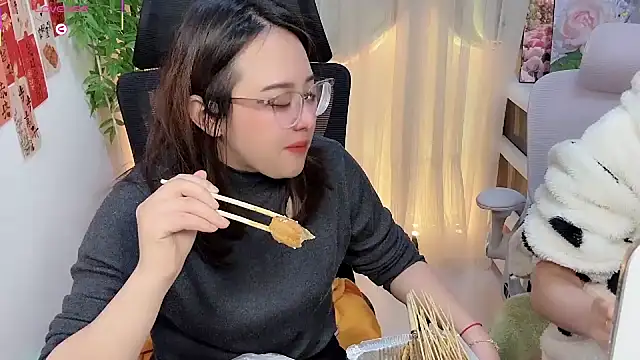 NEWONETO online show from 02/26/26, 01:32