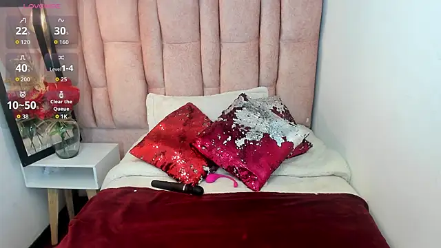 Issa Milf   online show from 07/02/26, 01:28