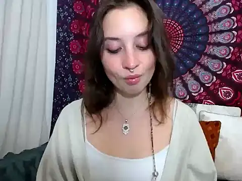 AdalynKiss online show from 11/18/25, 07:29
