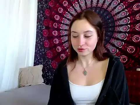 Snapshot of AdalynKiss chatting on 05/19/26, 06:42 AdalynKiss online show from 05/19/26, 06:42