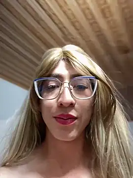 NICOLLE  12 online show from 12/15/25, 04:22