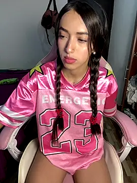 lunaa kiss19 online show from 10/09/25, 03:04