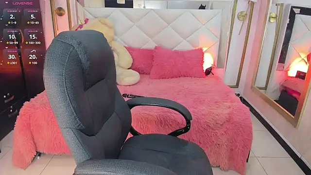 Snapshot of i_kristi chatting on 02/24/26, 08:40 i kristi online show from 02/24/26, 08:40