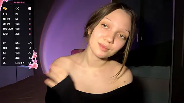 Snapshot of EmiIyKitty chatting on 02/06/26, 06:11 EmiIyKitty online show from 02/06/26, 06:11