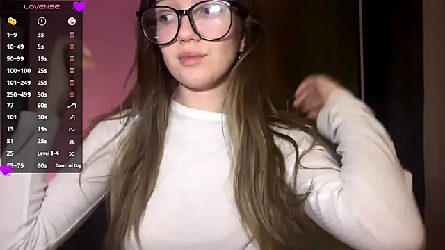 Snapshot of EmiIyKitty chatting on 02/16/26, 02:46 EmiIyKitty online show from 02/16/26, 02:46