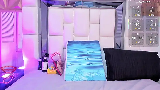 violet milleer online show from 03/17/26, 07:28