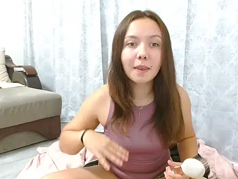 CamillaHessel online show from 10/07/25, 12:30