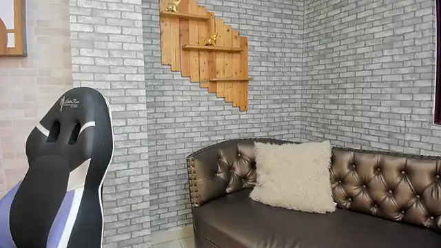 Alisonn Doll online show from 11/27/25, 12:18