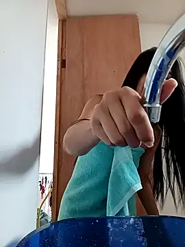 Amelia Rivas online show from 10/14/25, 01:12