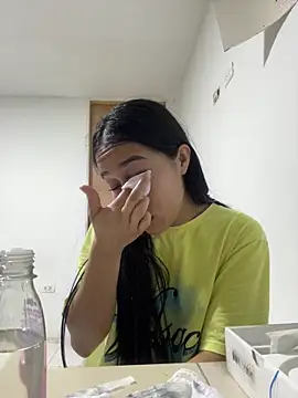 Amelia Rivas online show from 04/04/26, 10:46