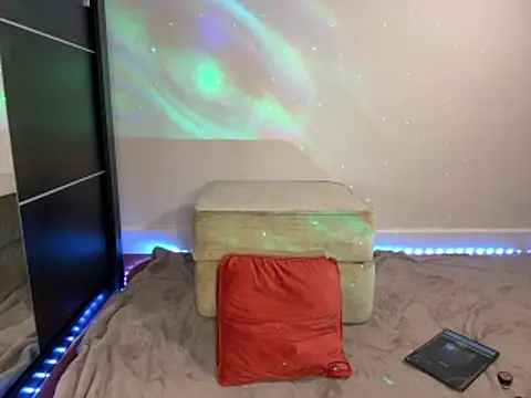 SaraNoir80 online show from 11/20/25, 08:41