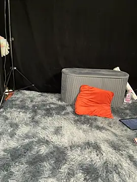 SaraNoir80 online show from 03/19/26, 09:30