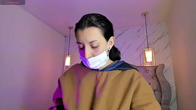 Snapshot of Iris__77 chatting on 12/15/25, 06:45 Iris 77 online show from 12/15/25, 06:45