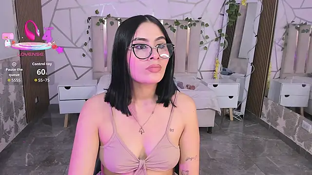 Snapshot of casse_tay chatting on 06/20/26, 03:42 casse tay online show from 06/20/26, 03:42