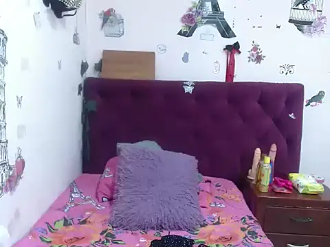 Snapshot of Cherrythx chatting on 10/03/25, 01:30 Cherrythx online show from 10/03/25, 01:30