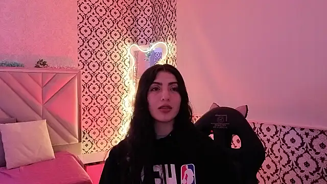 Ixchel tay online show from 02/07/26, 03:10