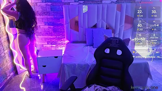 Ixchel tay online show from 04/21/26, 01:42