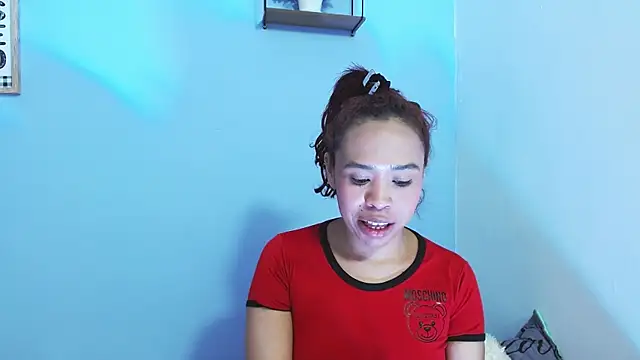 luna hawks online show from 10/29/25, 08:05