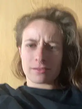 GoldenPussy1329 online show from 03/28/26, 05:12