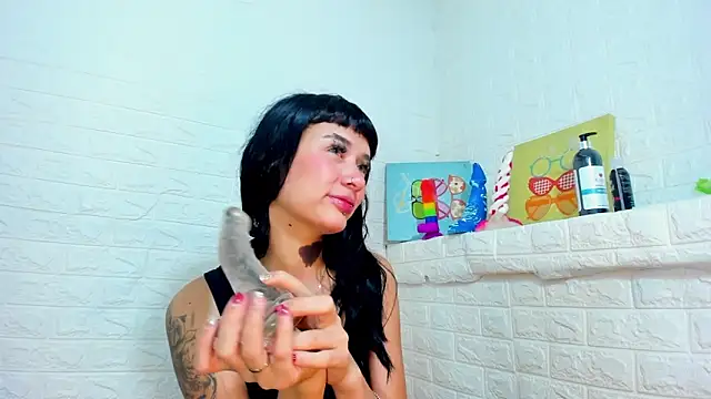 MelanyHarrysHH online show from 10/13/25, 05:18