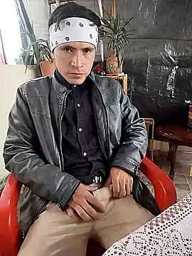 Angel 3-0 online show from 01/12/26, 03:39