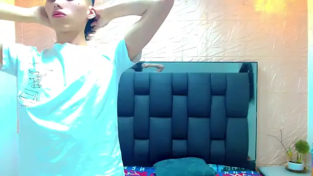 thaigo twink38 online show from 10/24/25, 03:47