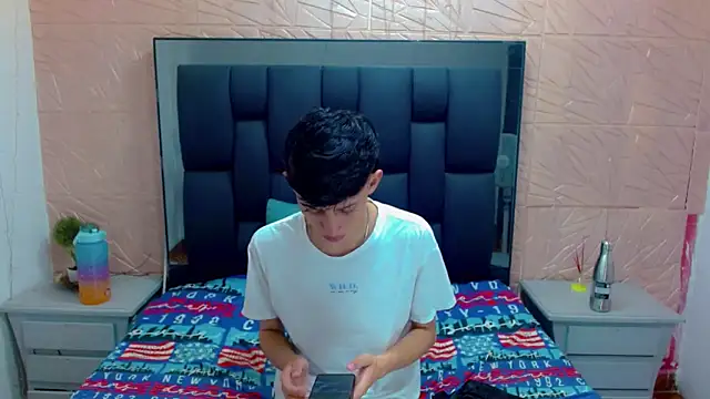 thaigo twink38 online show from 10/27/25, 03:43