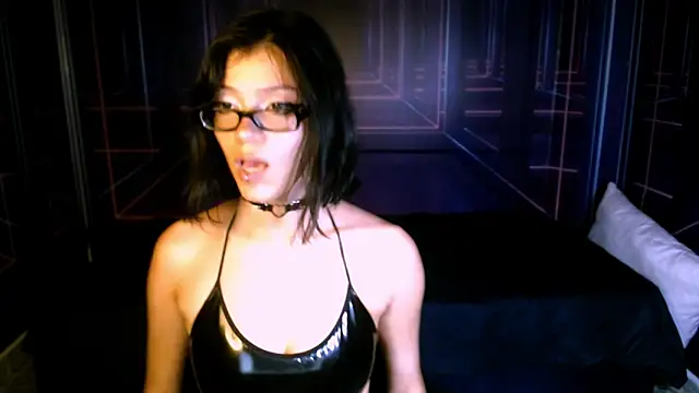 ChloePetite 0 online show from 10/23/25, 07:12