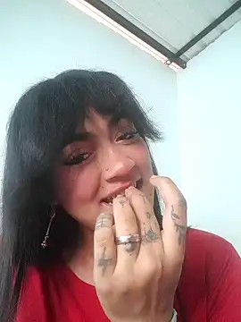 Snapshot of who_is_milyxx chatting on 10/12/25, 01:54 who is milyxx online show from 10/12/25, 01:54