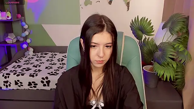 Azaliya Haze online show from 10/11/25, 10:25