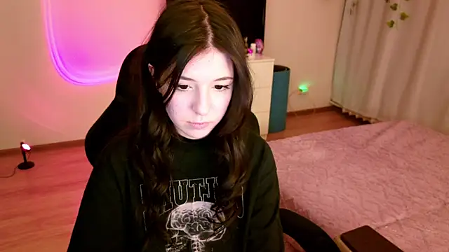 Azaliya Haze online show from 03/20/26, 05:40