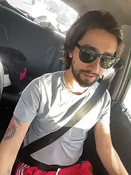 Snapshot of maximusdominus26 chatting on 11/07/25, 12:05 maximusdominus26 online show from 11/07/25, 12:05