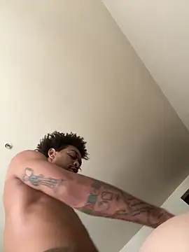 thefreakscomeoutatnight online show from 10/22/25, 09:36